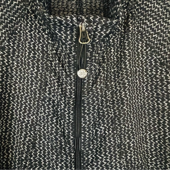 Athleta Heartbeat Hope Black Herringbone Zip Up Athletic Workout Jacket Size M - Picture 5 of 10